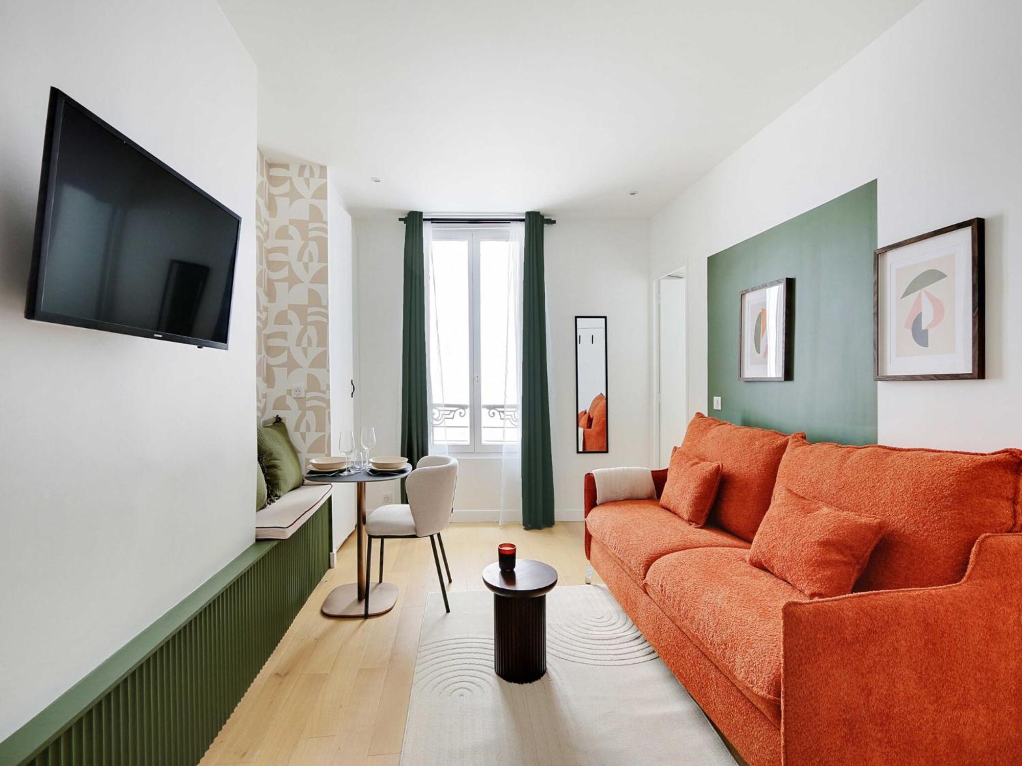 Modern With Ac - 2p- Sacre-c Ur Appartement *